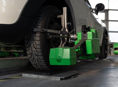 wheel-alignment-of-car-wheels-at-car-repair-2025-03-05-14-02-36-utc-1.jpg